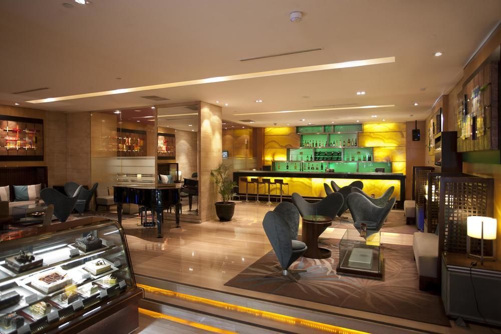 Cambridge Hotel Medan Zewnętrze zdjęcie