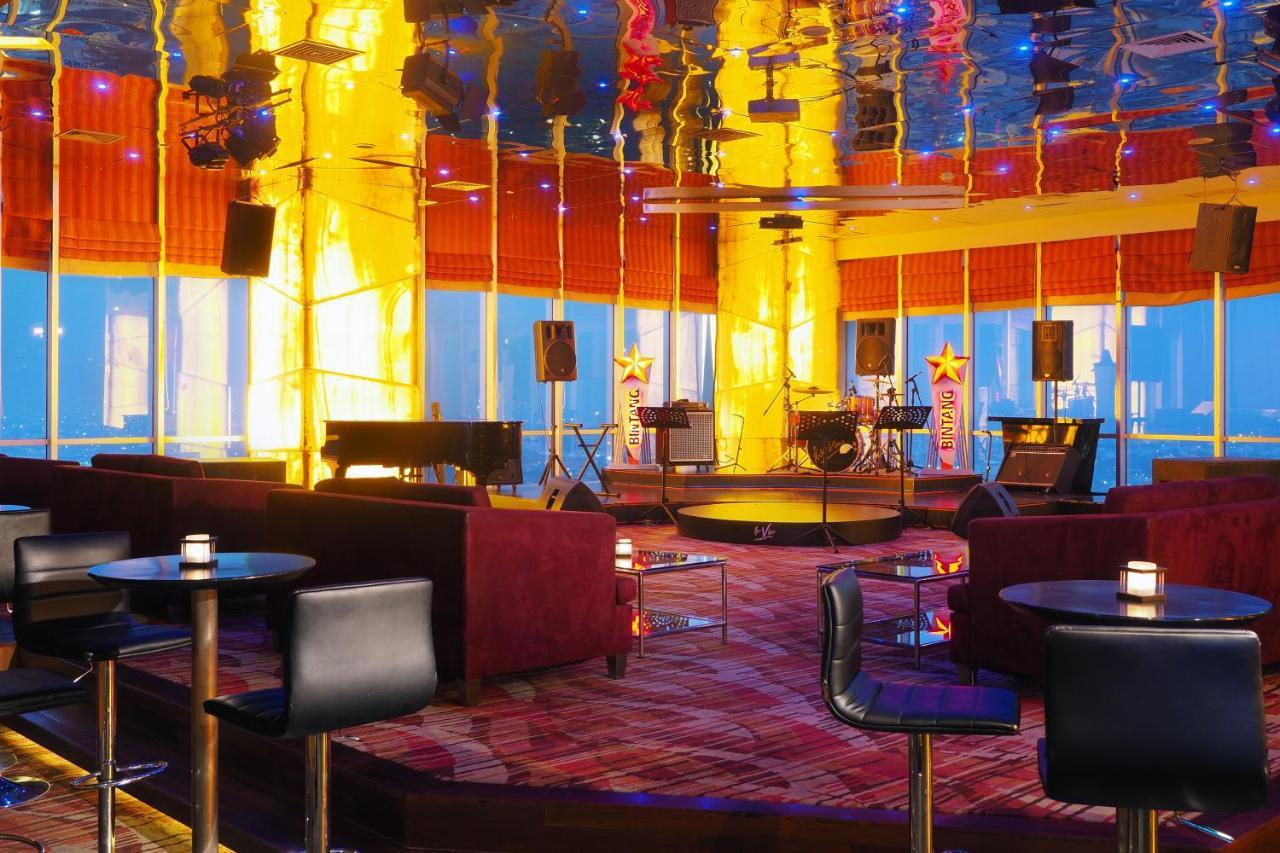 Cambridge Hotel Medan Zewnętrze zdjęcie